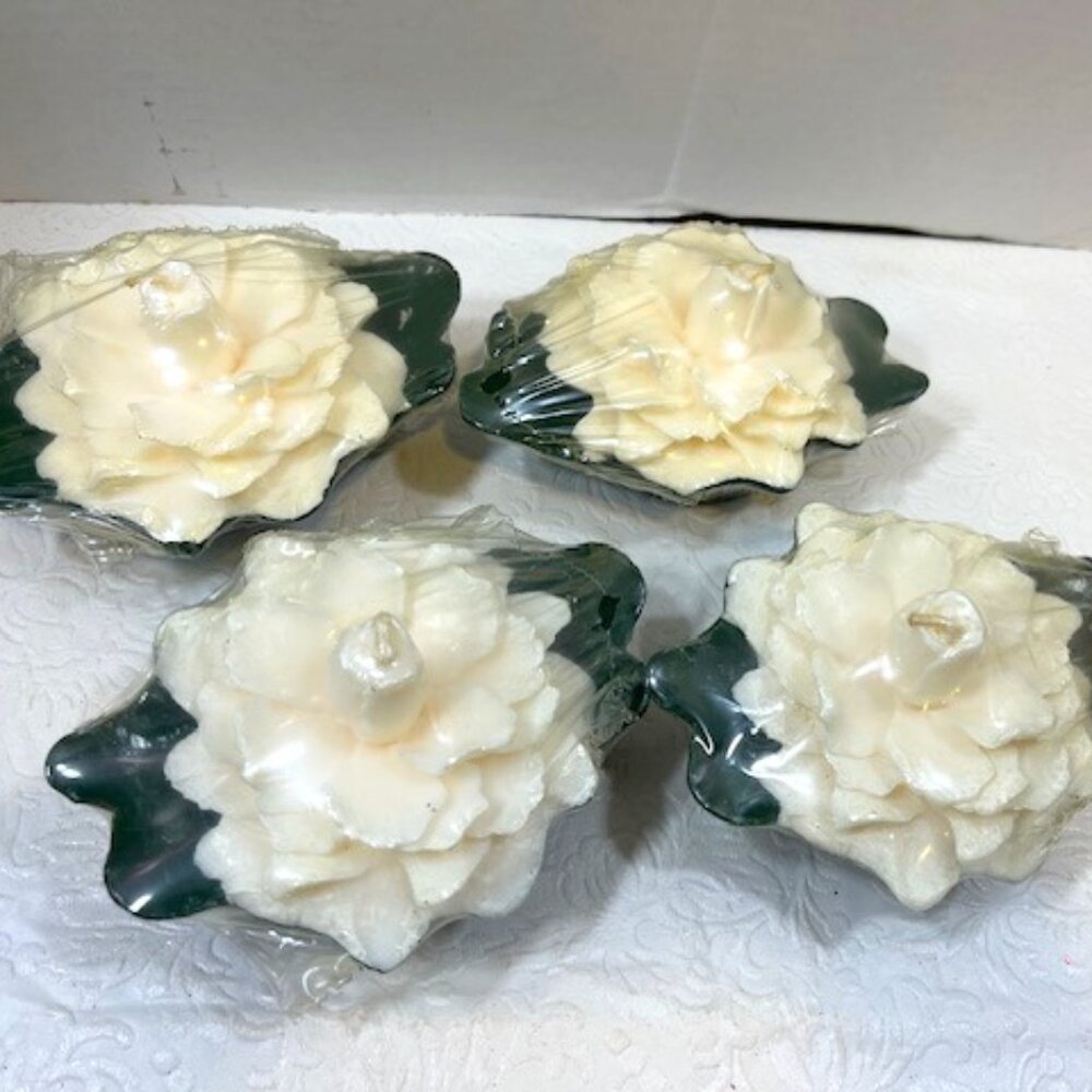 VTG 4 White Magnolia Floating Floral Candles Michael Coffindaffer 5.5"x4"